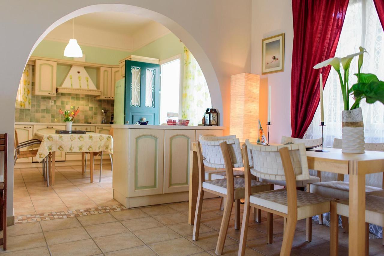 Apartament Jasmine Of Poseidonia Posidhonía Zewnętrze zdjęcie