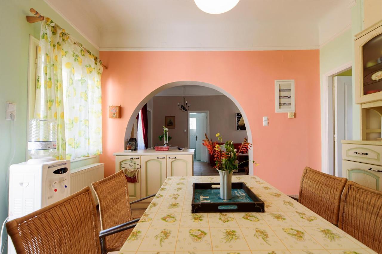 Apartament Jasmine Of Poseidonia Posidhonía Zewnętrze zdjęcie