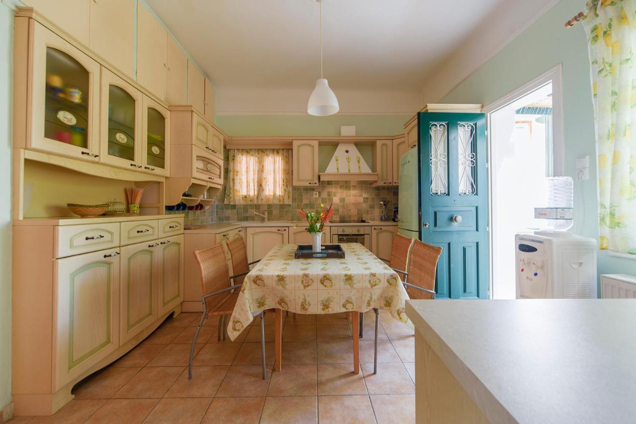Apartament Jasmine Of Poseidonia Posidhonía Zewnętrze zdjęcie