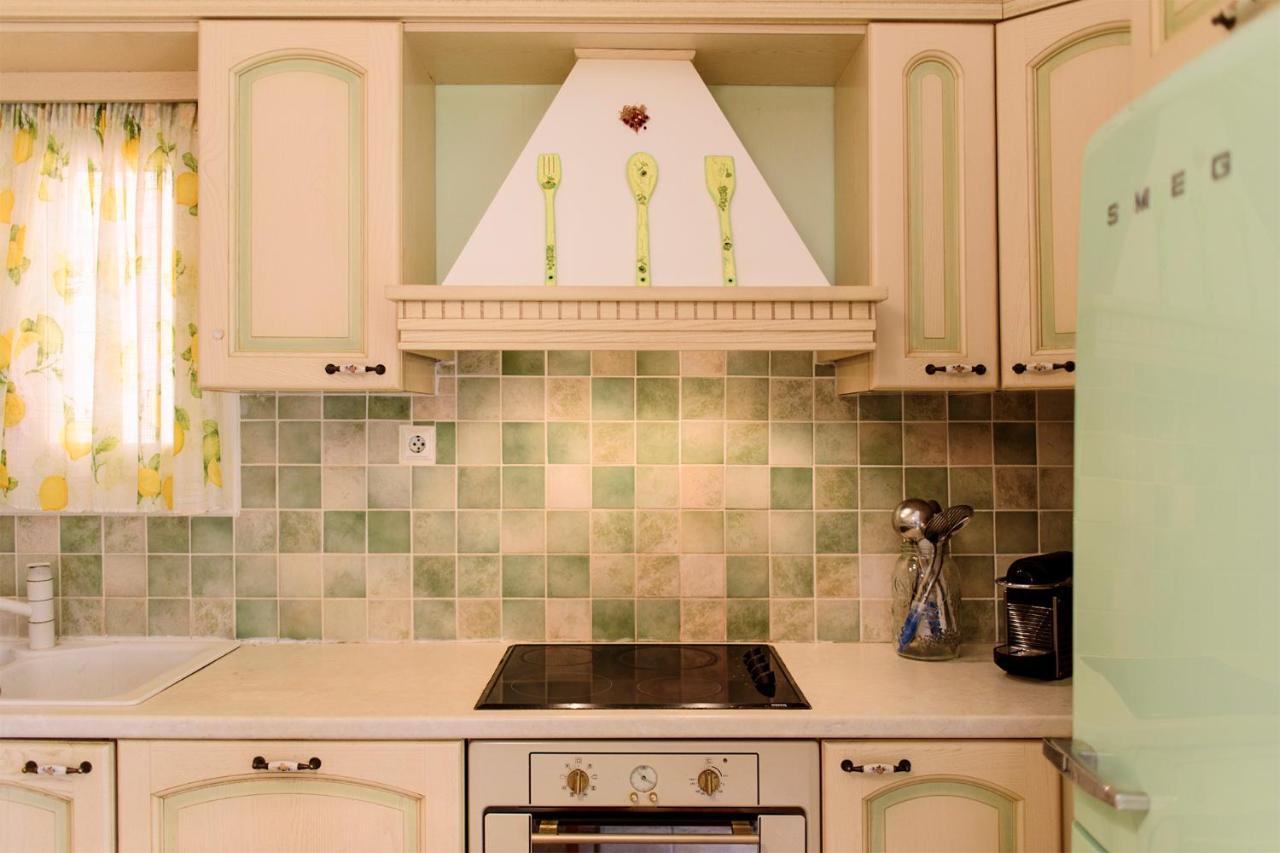 Apartament Jasmine Of Poseidonia Posidhonía Zewnętrze zdjęcie